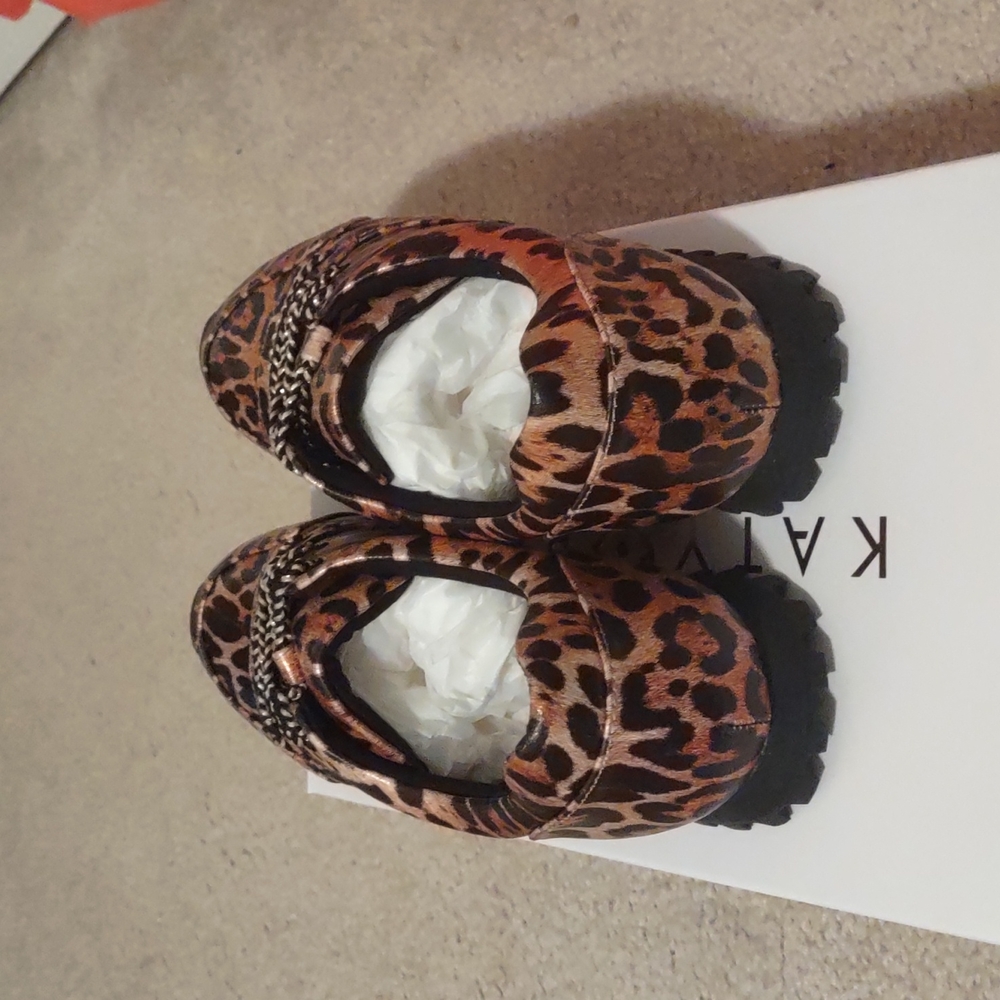 Katy Perry Lilia Leopard Print Shoes - Picture 5 of 6
